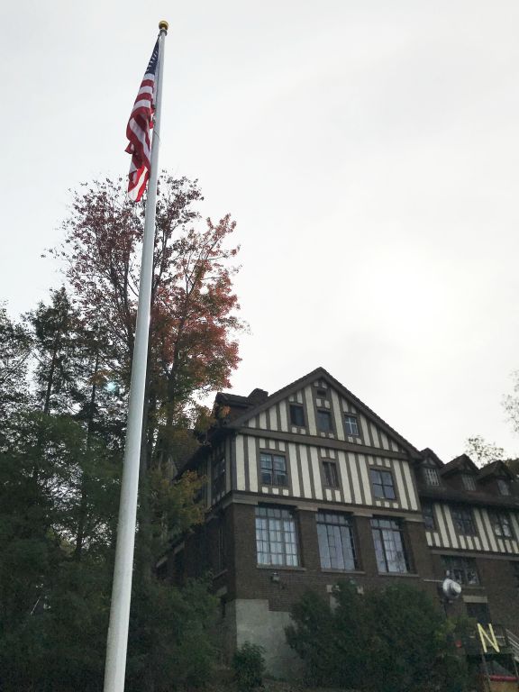 New backyard flagpole (many thanks to Tom Weeks '77 of Fred's Flags)